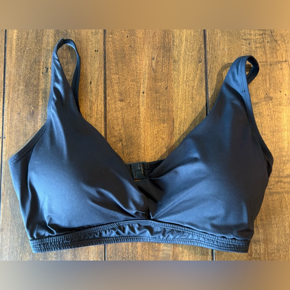 Elegant Black Women's Bikini Top